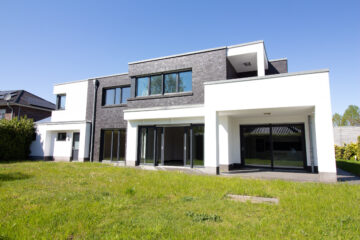 Stilvolle Stadtvilla in attraktiver Wohnlage von Löningen – modernes Wohnen mit viel Platz, 49624 Löningen, Einfamilienhaus